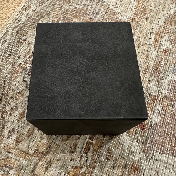 David Yurman Black Jewelry Box - Picture 8 of 11